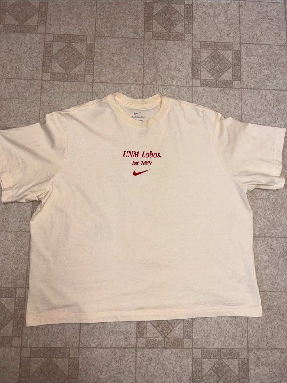 NWT Nike UNM Lobos Boxy Cropped T-Shirt Women’s XL Oversized Streetwear - Picture 3 of 7